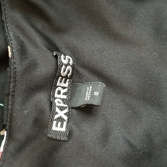 (0) Express Floral Fit & Flare Dress Keyhole Chest Cutout Summer Beach Vacation - Picture 3 of 8